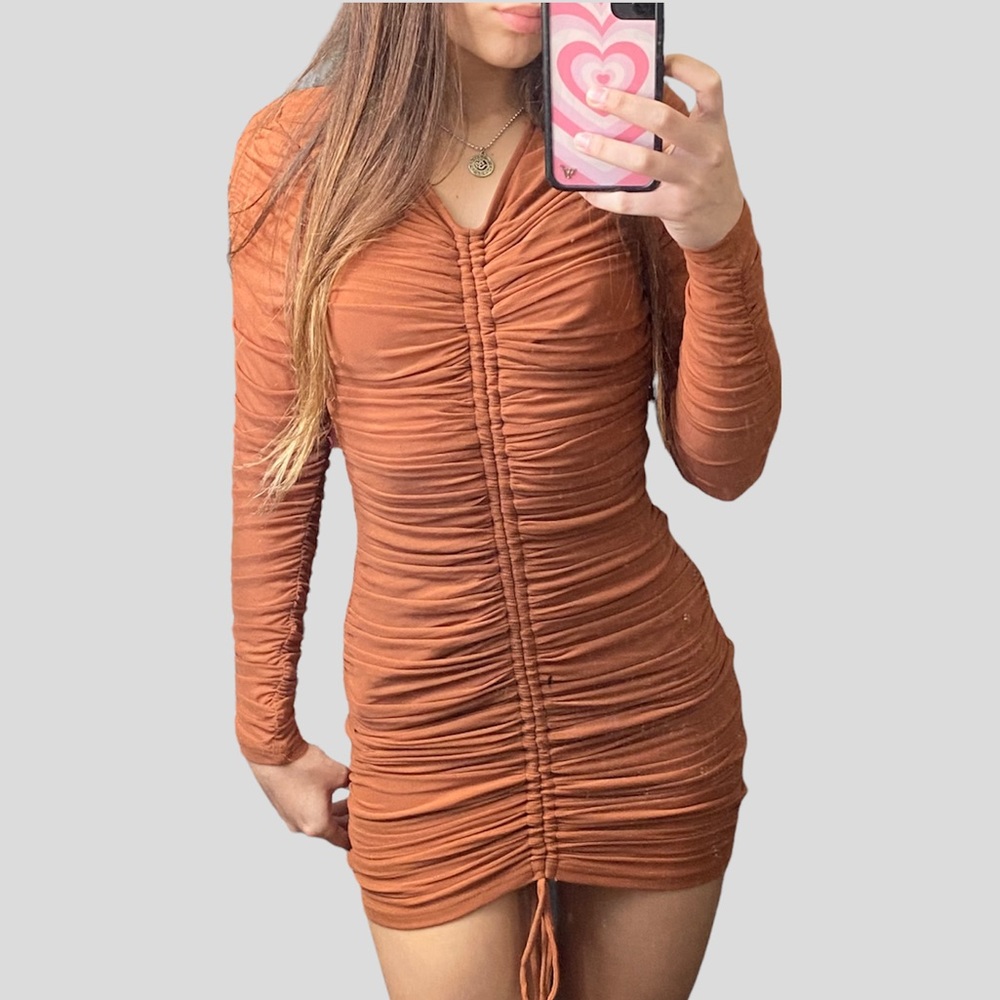 Autumn brown ruched long sleeve mini body con dress🍂